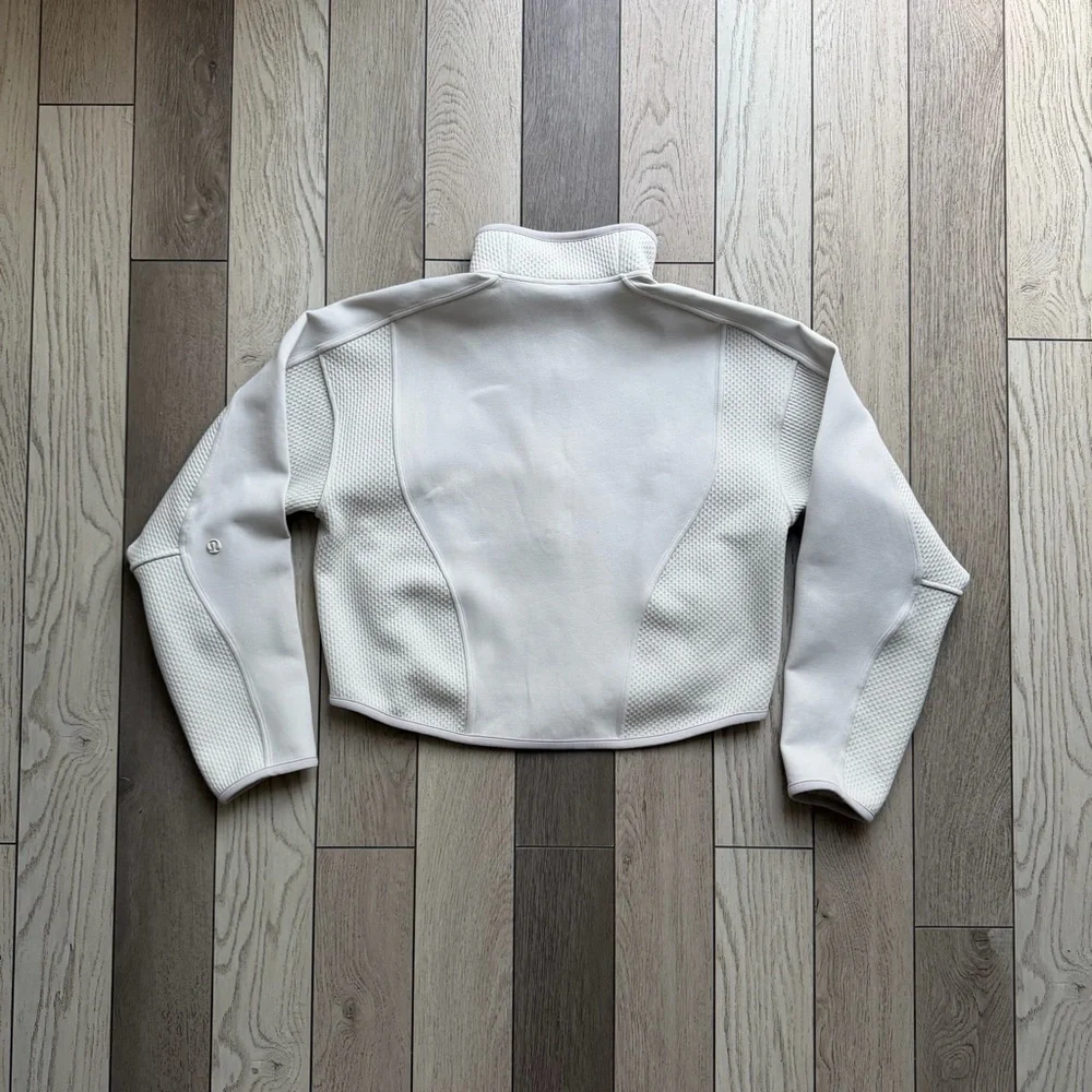 Lululemon Mixed Fabric Cropped Half-Zip Pullover in Bone color size S